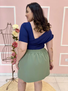 Shorts Saia Rubi Alfaiataria Fivela e Botão Plus Size - Madê Curves