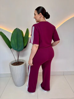 Conjunto Margot Moletinho Calça com Bolso Quadrado e Blusa - comprar online