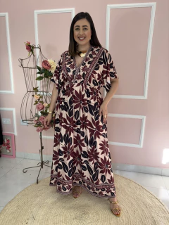 Vestido Plus Size Fluity Manga Curta Estampado
