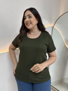 Blusa Plus Size Canelada Manga Curta - comprar online