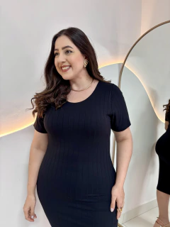Vestido Milena Canelado Premium Manga Curta Decote Redondo Plus Size - comprar online