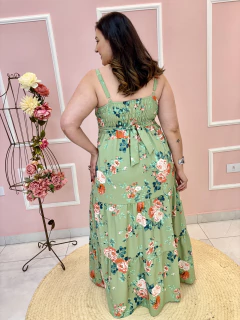 Vestido Camila Estampado Crepe Alça e Busto com Bojo e Detalhe Plissado Plus Size - Madê Curves