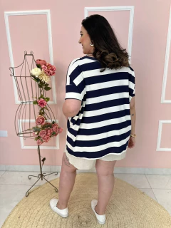 Blusa Ariela Viscolycra Ampla Manga Curta Listrada Plus Size na internet