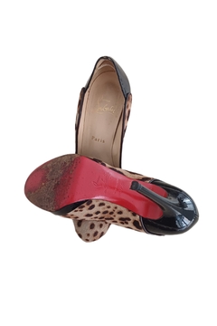 Scarpin Louboutin - comprar online