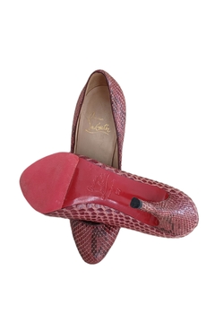 Scarpin Louboutin - comprar online