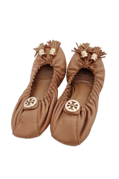 Sapatilha Tory Burch na internet