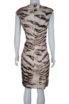 Vestido Roberto Cavalli na internet