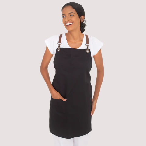 Avental Preto com bolso e Tiras Cruzadas Nas Costas Brim