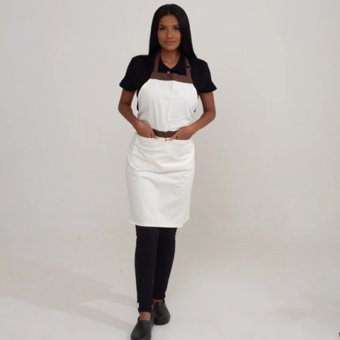 Avental Bege com bolso e Detalhe Marrom Brim