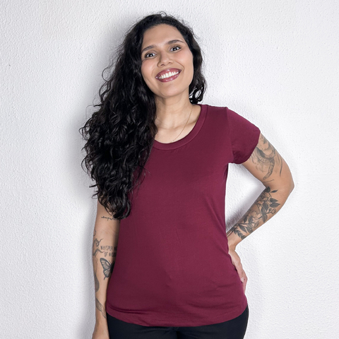 Camisa Vinho de Algodão Premium Feminina
