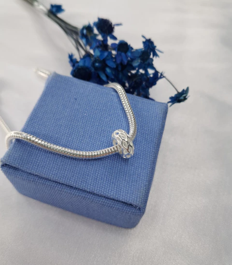 Berloque pandora separador vazado trabalhado prata 925