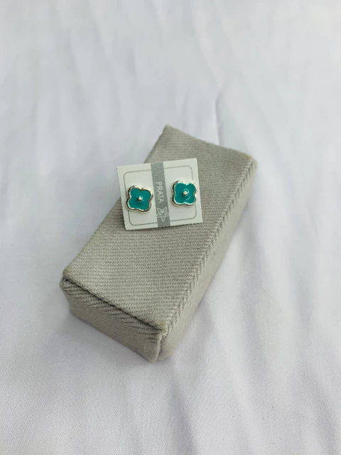 Brinco trevo verde piscina prata 925