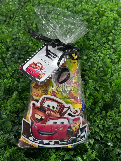 SACOLINHA SURPRESA ISOFESTAS C/8 CARROS