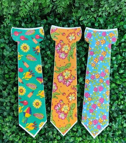 ACESSÓRIO JUNINO GRAVATA REMENDÃO AUTO COLANTE