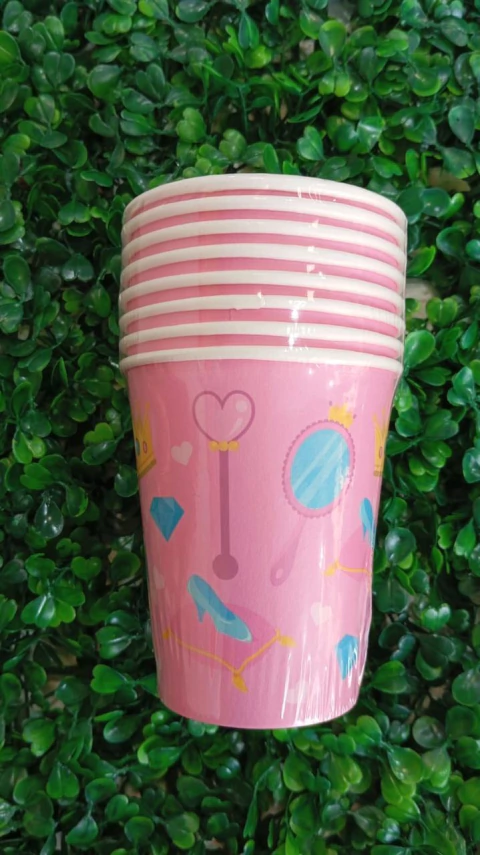 COPO DE PAPEL 250ML MAKE+ C/8 - PRINCESAS
