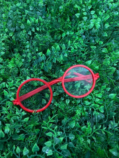 ACESSÓRIO ÓCULOS PAPAI NOEL VERMELHO COM LENTE - RASUL