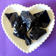 Obsidiana Negra Bruta - Proteção Energética e Verdade Interior