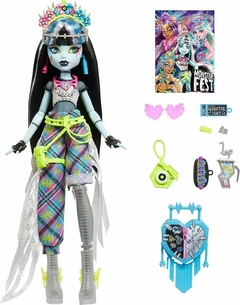 PRÉ ENCOMENDA - Boneca Monster High Monster Fest, Frankie Stein com roupa glamourosa - ORIGINAL - Butterflies Perfumes