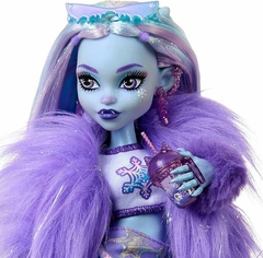 PRÉ ENCOMENDA - Boneca Monster High, Abbey Bominable Yeti com Mammoth Tundra - ORIGINAL na internet
