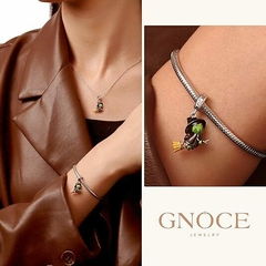PRÉ ENCOMENDA - Pingente Elphaba Dangle Charm Bracelet prata S925 - Gnoce - Wicked - comprar online