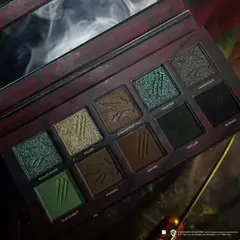 PRÉ ENCOMENDA, envio em até 45 dias - Paleta de Sombras A Hora do Pesadelo - Glamlite - comprar online
