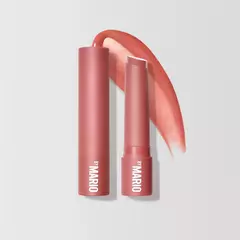 PRÉ ENCOMENDA - MoistureGlow™ Plumping Lip Serum - BY MARIO - loja online