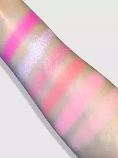 PRÉ ENCOMENDA - Paleta Sombras Cattitude - NEKOYANIN - comprar online