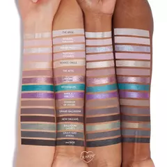 PRÉ ENCOMENDA, envio em até 45 dias - Paleta de Sombras Mansão Mal - Assombrada - Colourpop na internet