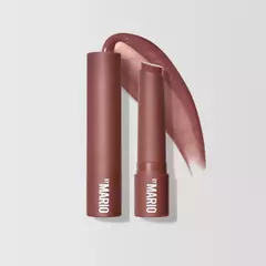 Imagem do PRÉ ENCOMENDA - MoistureGlow™ Plumping Lip Serum - BY MARIO