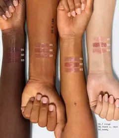 PRÉ ENCOMENDA, envio em até 45 dias - Gloss Labial thank u, next - Edição Limitada - Rem Beauty - comprar online