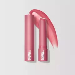 PRÉ ENCOMENDA - MoistureGlow™ Plumping Lip Serum - BY MARIO - Butterflies Perfumes