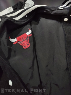 CHAQUETA REVERSIBLE NBA CHICAGO BULLS - eternalfightdeporte