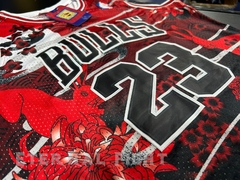 Imagen de CAMISETA NBA CHICAGO BULLS FLORES N°23 ADULTOS