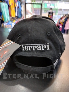 GORRA F1 FERRARI OFICIAL en internet