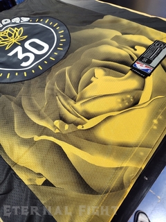 CAMISETA NBA GOLDEN STATE WARRIORS N°30 NEGRA ADULTOS Y NIÑOS - tienda online