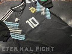 CAMISETA FUTBOL RETRO OFICIAL AFA 2018 NEGRA en internet