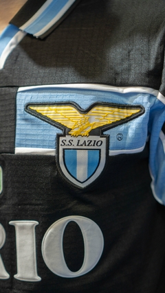 Imagen de CAMISETA FUTBOL RETRO OFICIAL LAZIO 2001
