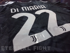 KIT FUTBOL JUVENTUS NEGRO 2023 NIÑO - eternalfightdeporte