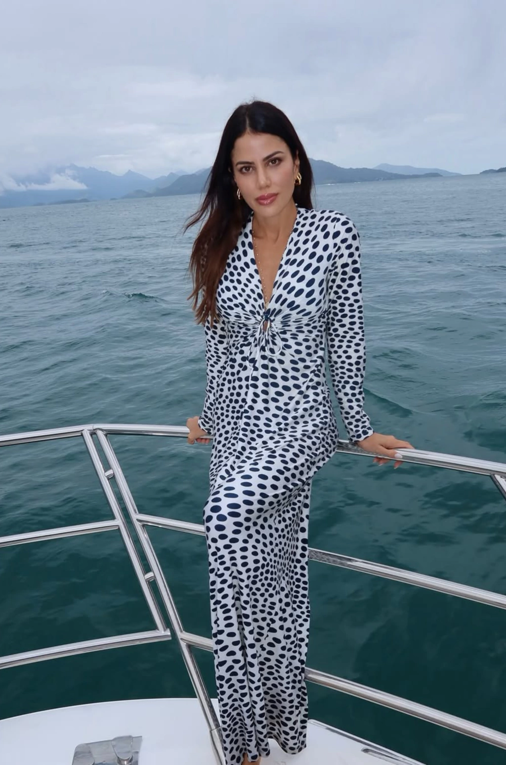 VESTIDO LONGO DECOTE FRANZIDO POIS OFF WHITE ADRIANA DEGREAS