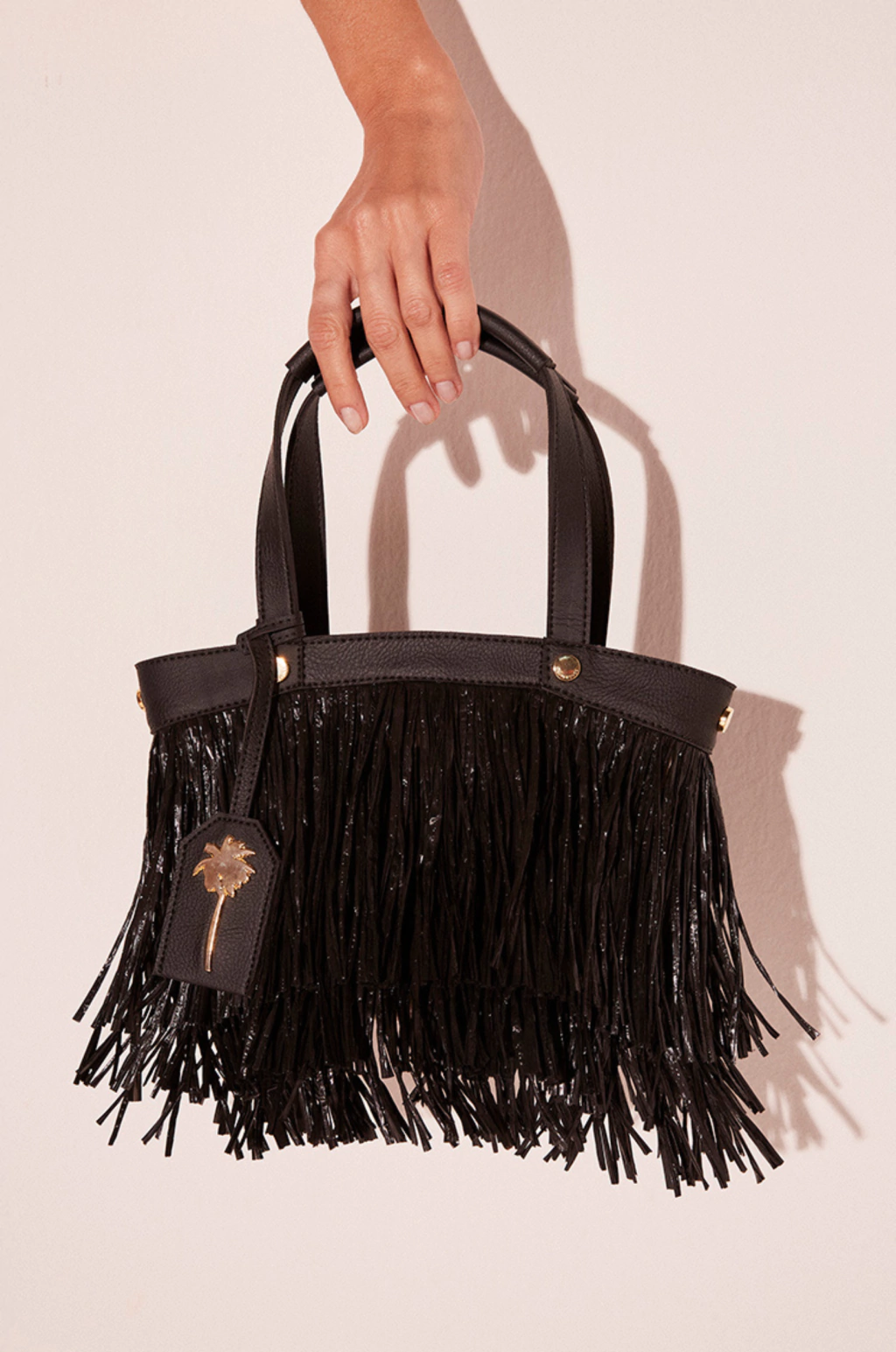 BOLSA TOTE MINI DE RÁFIA PRETO ÁGUA DE COCO