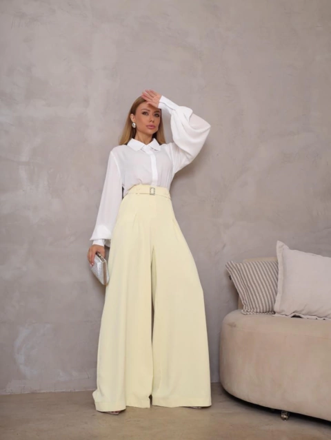 Calça Alfaiataria Twill Paloma Amarelo - comprar online