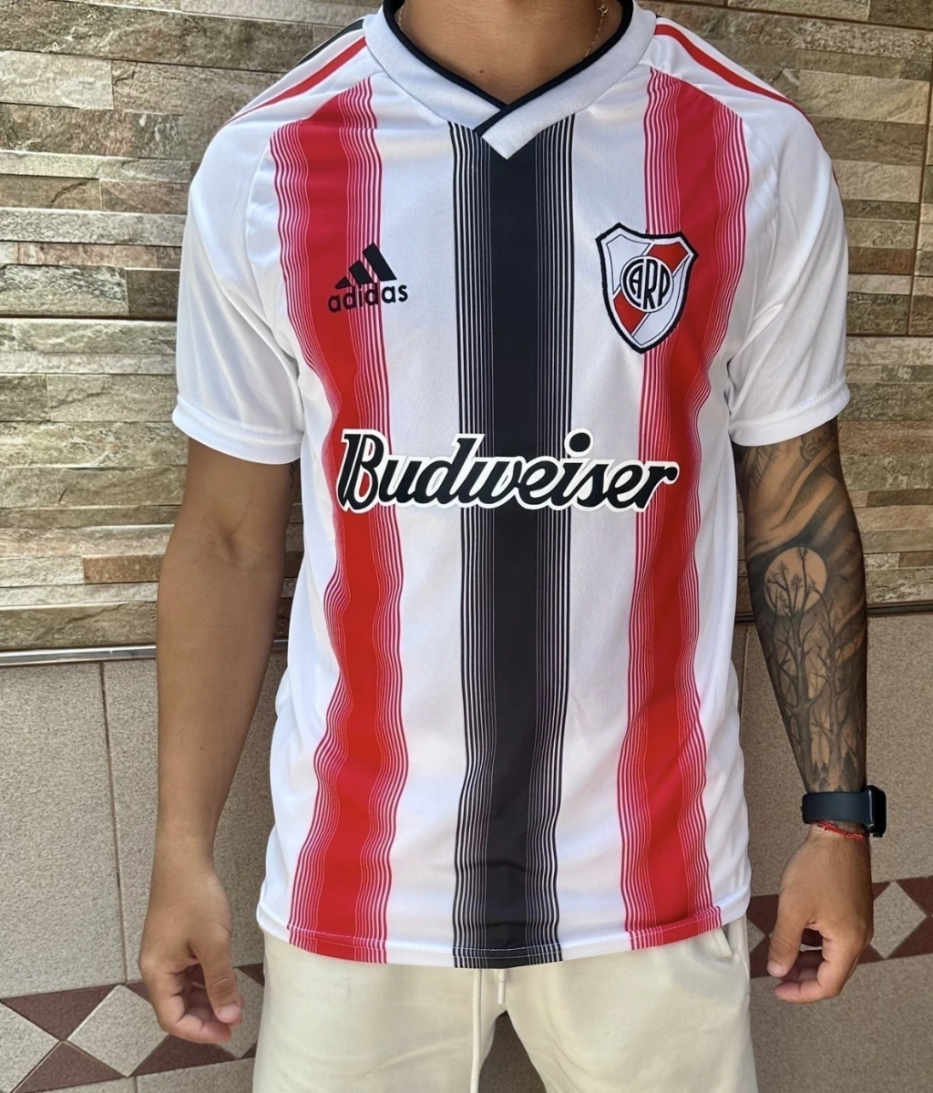 Camiseta Retro River Plate Alternativa 2005
