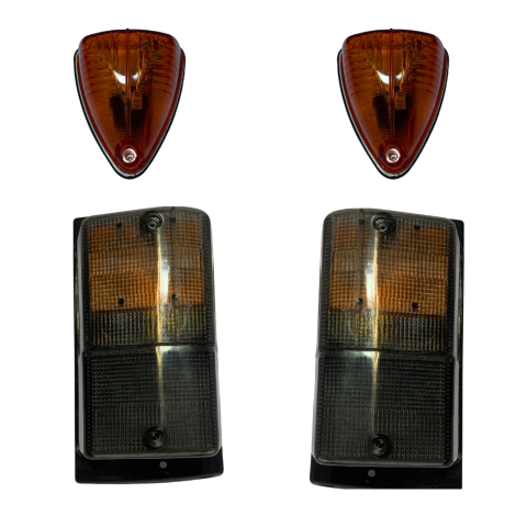 Kit de Lanternas Seta Pisca Dianteira + Lanterna Teto Cabine Mercedes Benz 1113 1313 1513 1519 1929 1933 1934 Cara Preta