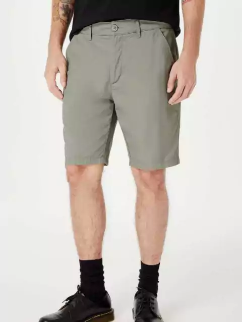 Bermuda Básica Masculina Chino Hering