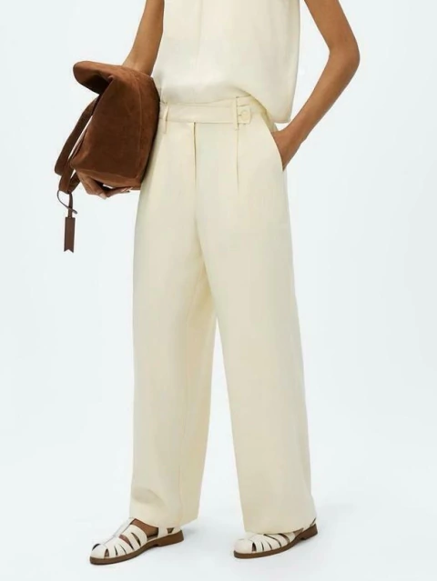 Calça Feminina Reta Cintura Alta Peach Touch Hering