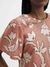 Blusa Feminina Estampada Manga Evasê em Viscose Creponada Hering - comprar online