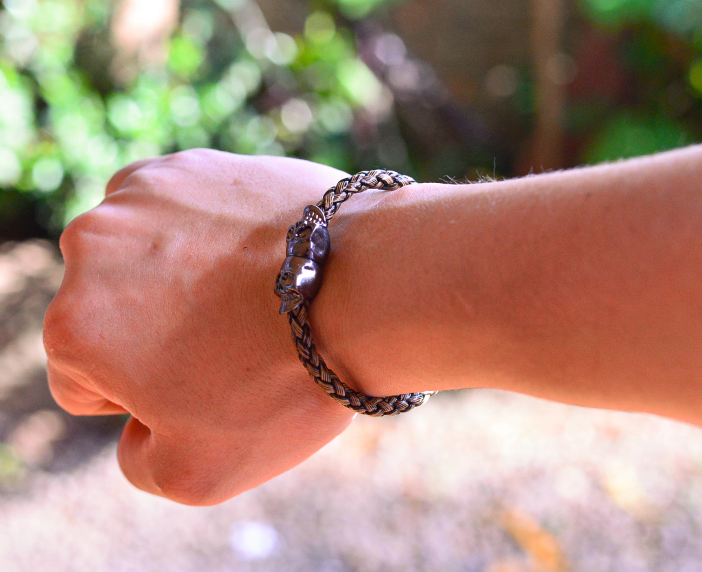 Pulseira Skull Magnético