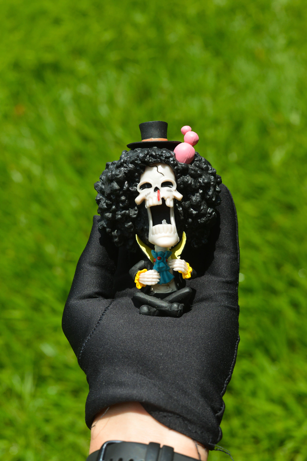 Brook: O Esqueleto Músico - Figura Colecionável de 10cm