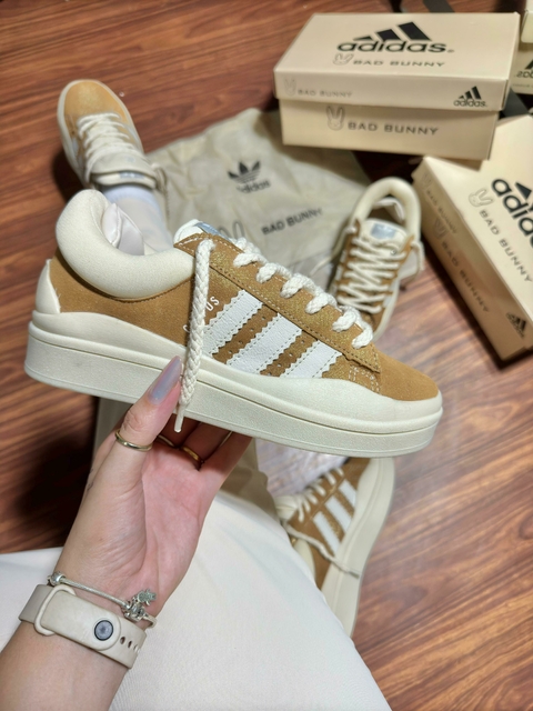 Tênis Campus Bad Bunny Gold