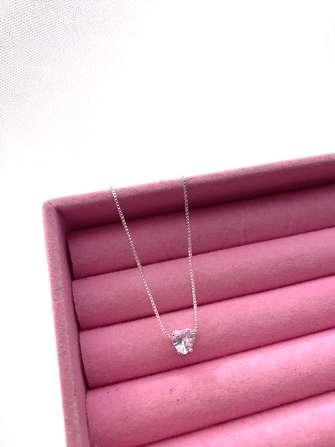 Colar coração ponto de luz